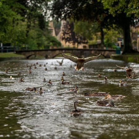 Готель Coombe House Bourton-on-the-Water Екстер'єр фото