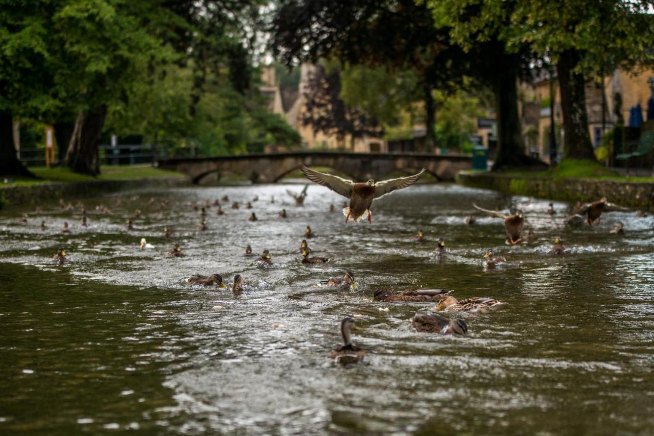Готель Coombe House Bourton-on-the-Water Екстер'єр фото