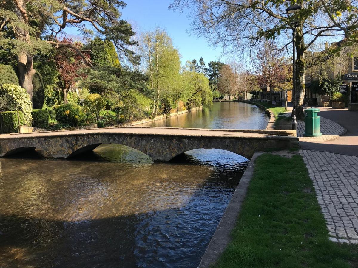 Готель Coombe House Bourton-on-the-Water Екстер'єр фото