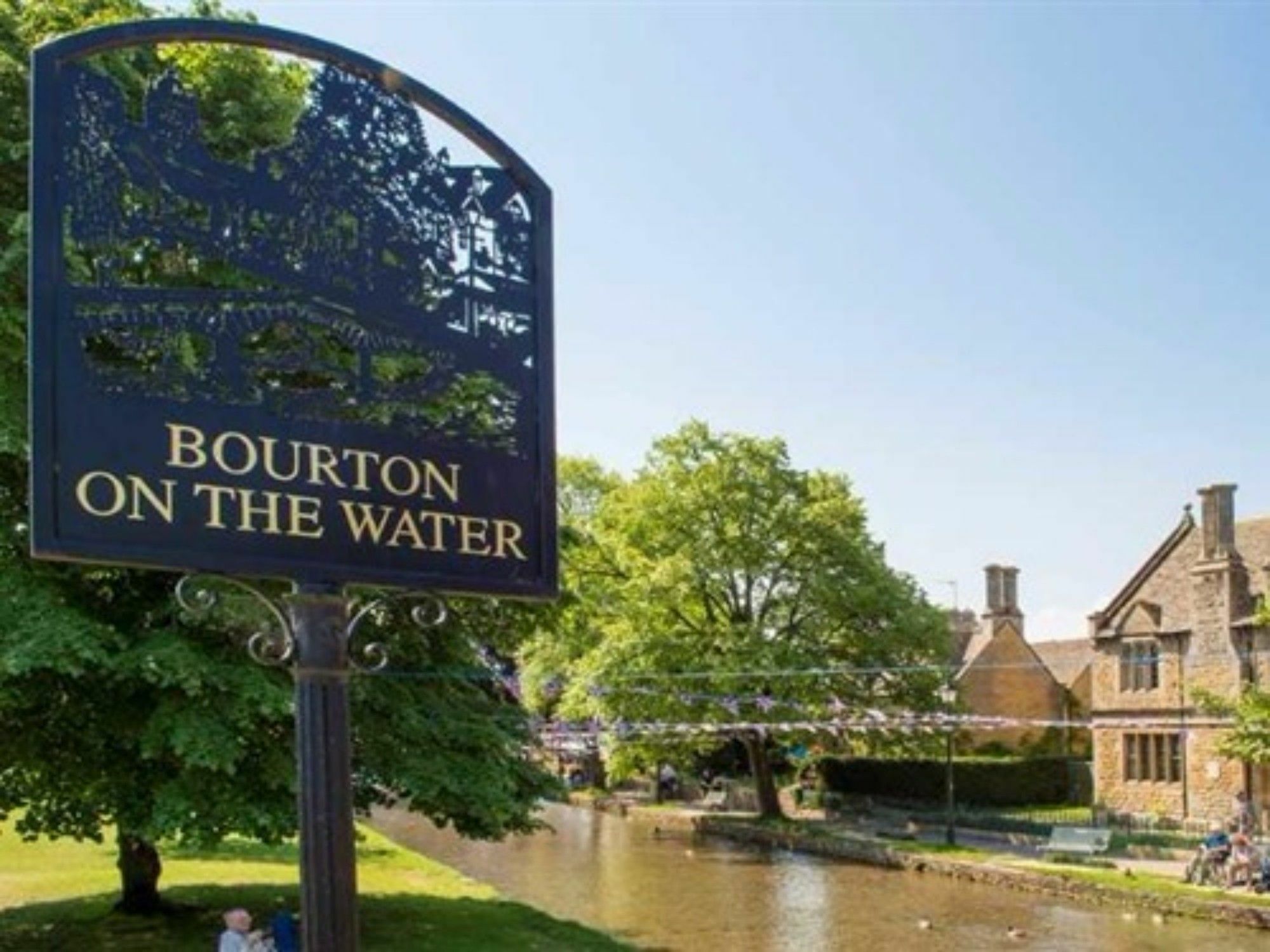 Готель Coombe House Bourton-on-the-Water Екстер'єр фото